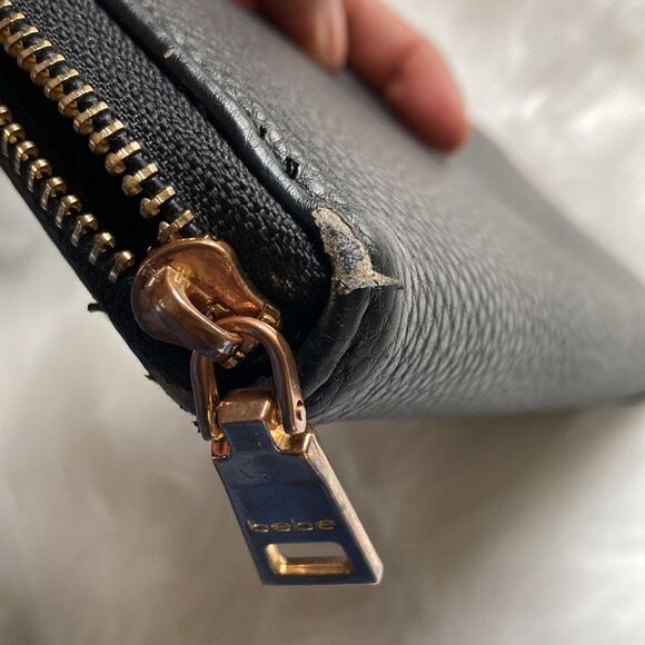 Bebe monogrammed Black Zippered Wallet - Picture 13 of 15